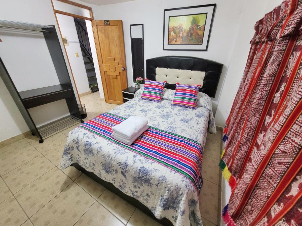 Hostal El Viajero En Ollantaytambo Extérieur photo